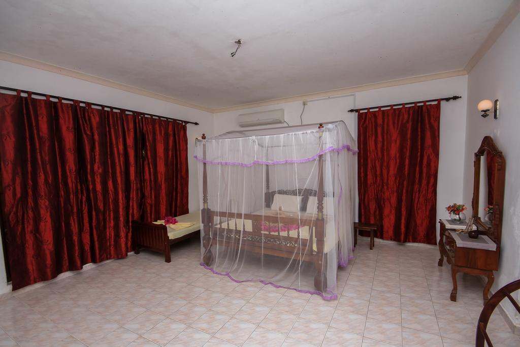 Negombo Village Guesthouse Exterior photo
