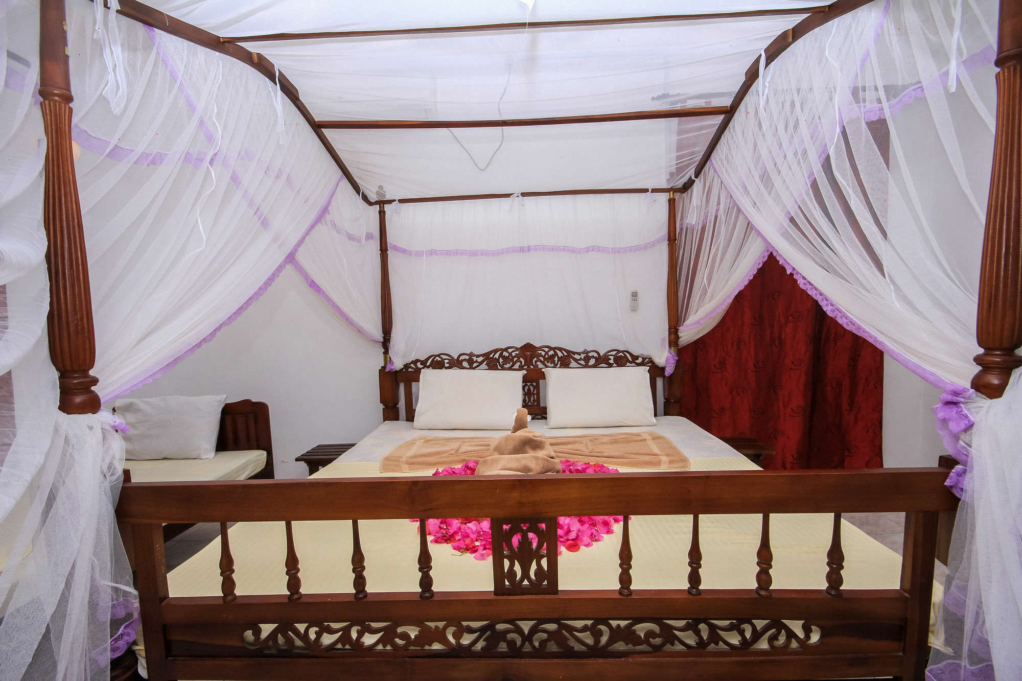 Negombo Village Guesthouse Exterior photo